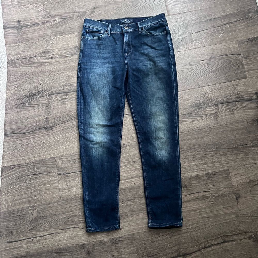 Lucky  Brand Women ‘s   brooke legging jean size 12/31